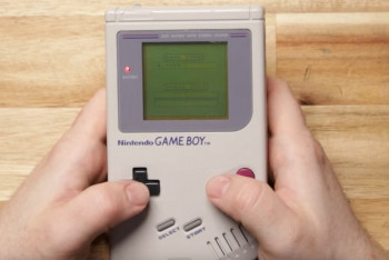 Game Boy: Revoluční kapesní konzole, která dobyla svět Game Boy: Revoluční kapesní konzole, která dobyla svět