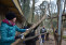 Zaměstnanci společnosti Safina s.r.o. opět pomáhali v děčínské zoo