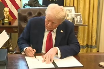 Trumpova diplomacie mír nepřinese. Evropští jestřábi eskalují napětí Trumpova diplomacie mír nepřinese. Evropští jestřábi eskalují napětí