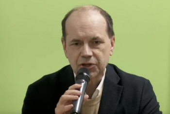 Lidová vzpoura? Důstojná reakce na šílenství vládců, míní Budil Lidová vzpoura? Důstojná reakce na šílenství vládců, míní Budil